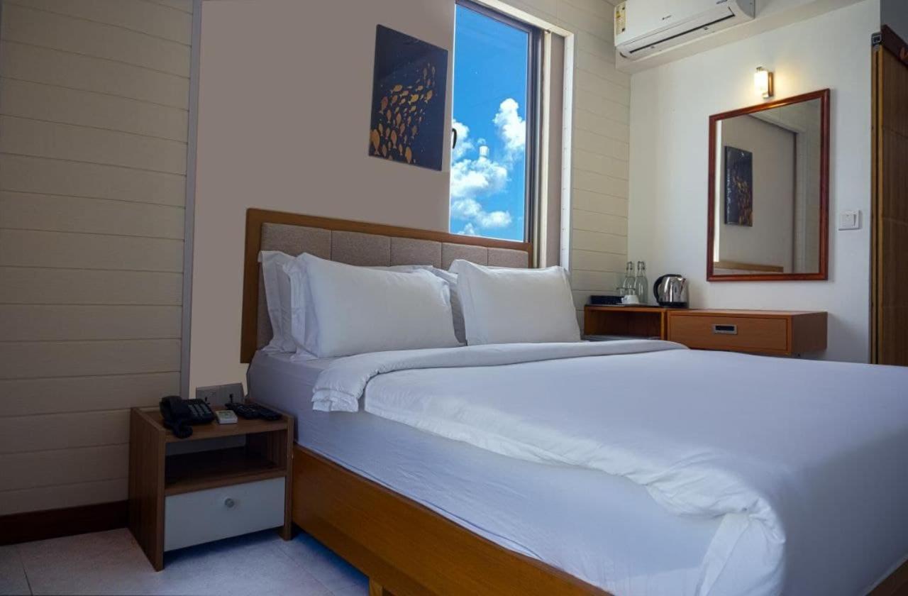 Araamview Hotell Hulhumalé Eksteriør bilde